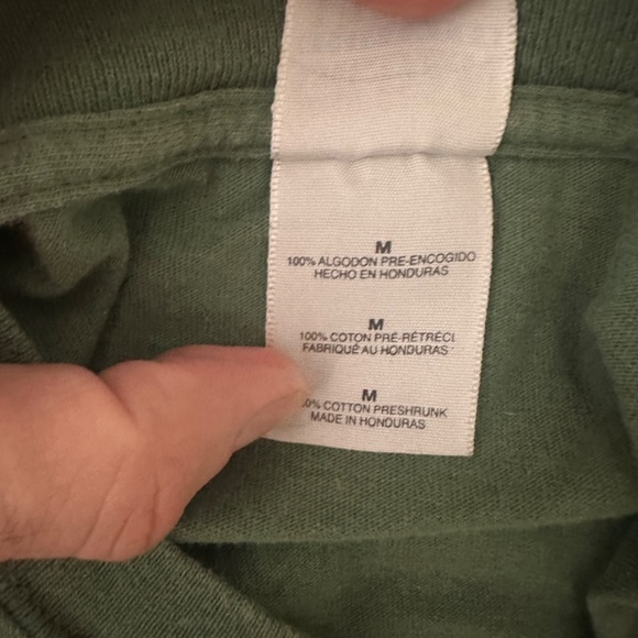 Manhunt Vintage T Shirt Medium Gently worn 100% cotton 20.5" armpit to armpit - Picture 5 of 5